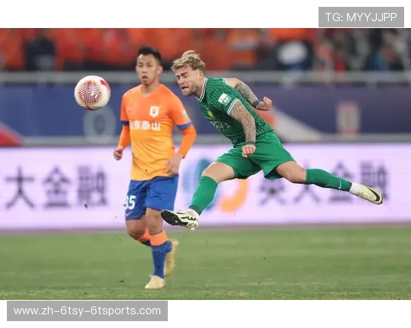 鲁能与国安的中超联赛精彩对决：直播回放